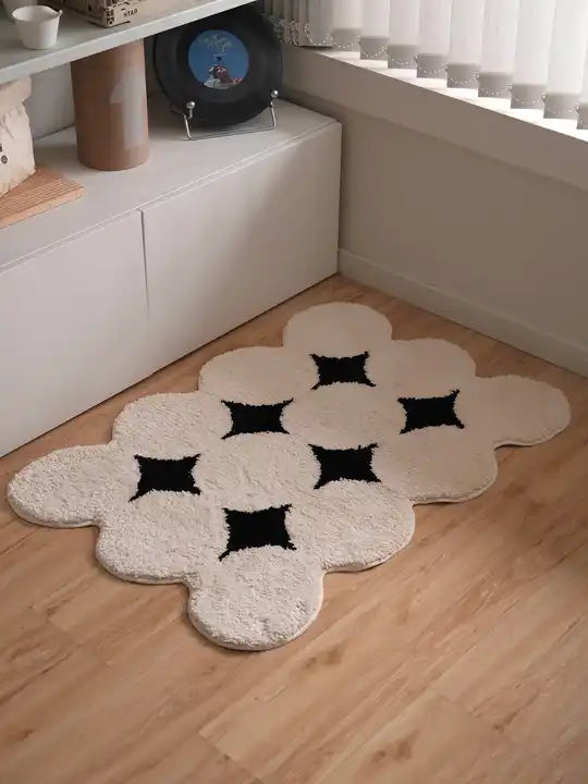 Black & White Tuft Rug